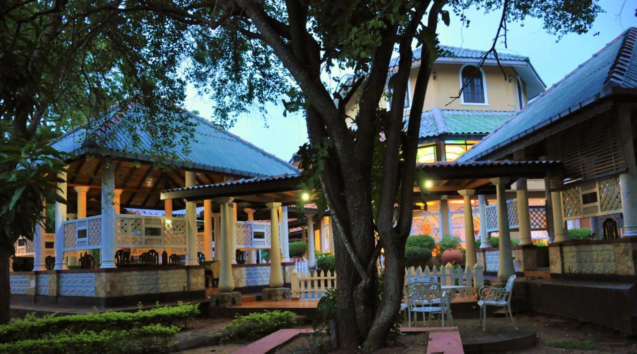 Kodigahawewa Forest Resort Tissamaharama Exterior photo
